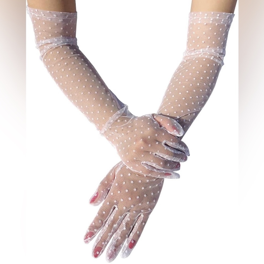 Polka Dot Sheer Tulle Wedding Gloves 🤍